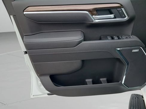 New 2026 Chevrolet Silverado 1500 LT Trail Boss w/ LT Trail Boss Premium Package AWD/4WD image 16