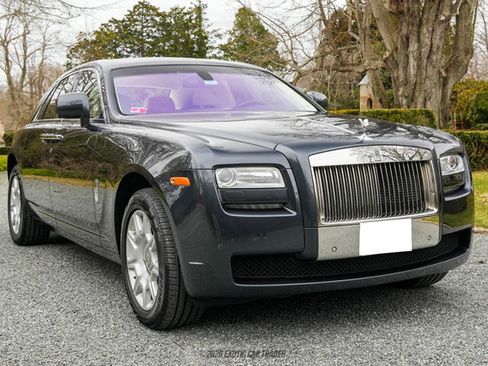 Used 2011 Rolls-Royce Ghost image 12