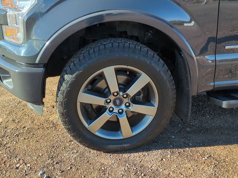 Used 2016 Ford F150 Lariat w/ Equipment Group 501A Mid image 10