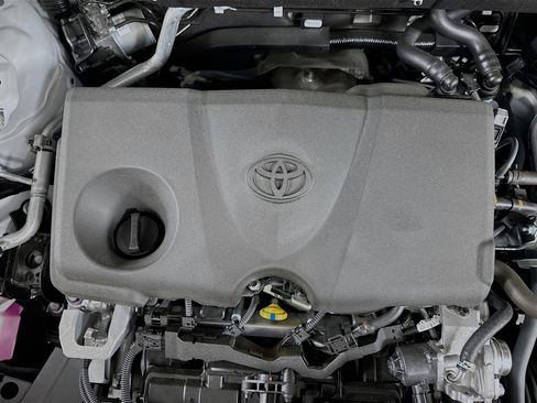 Used 2025 Toyota RAV4 Limited image 34