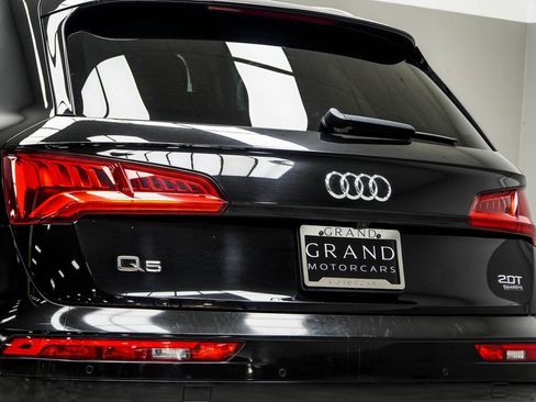 Used 2018 Audi Q5 2.0T Premium Plus w/ Premium Plus Package image 13