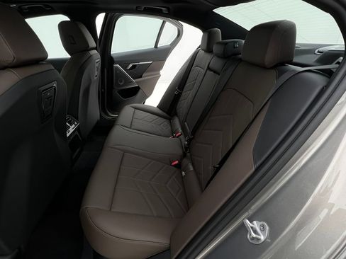 New 2026 BMW 530i xDrive image 16