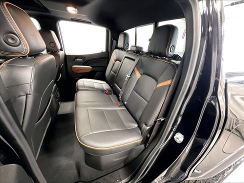 Used 2024 GMC Canyon AT4 w/ AT4 Premium Package AWD/4WD image 15