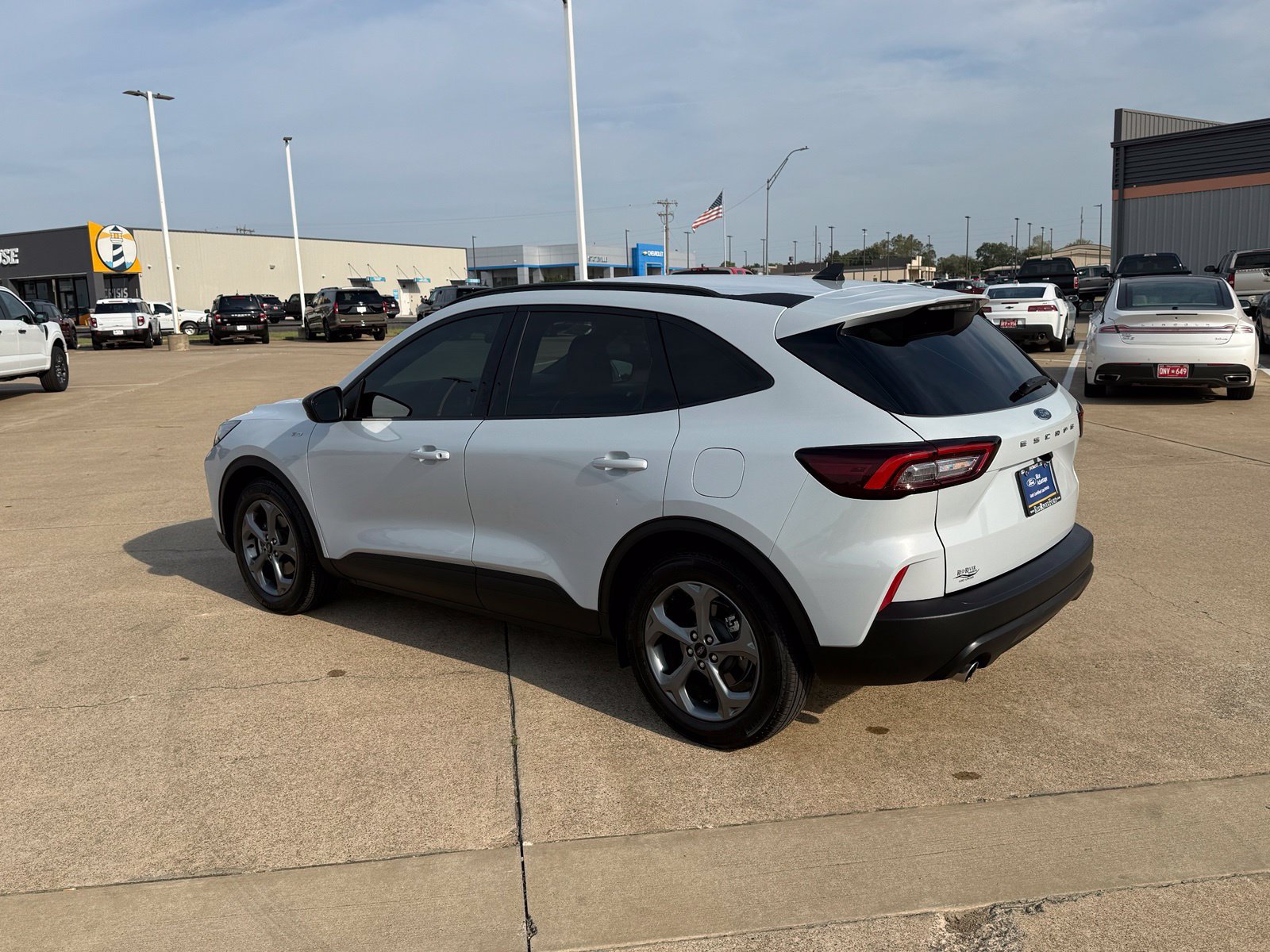 Certified 2025 Ford Escape ST-Line FWD image 7