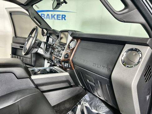Used 2015 Ford F250 Lariat w/ Lariat Ultimate Package AWD/4WD image 29