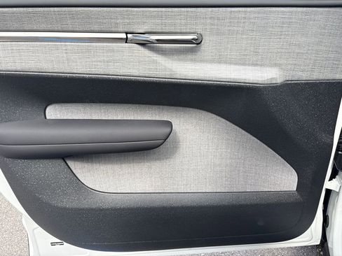 New 2026 Volvo EX30 Ultra image 9