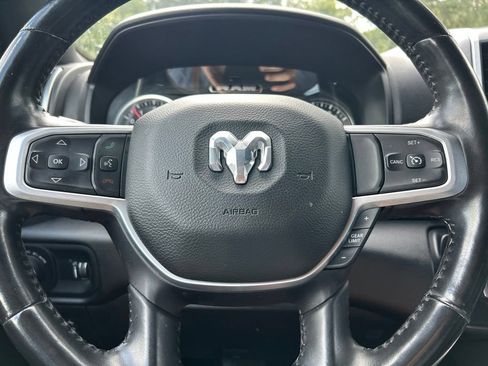 Used 2022 RAM 1500 Big Horn AWD/4WD image 22