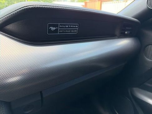Used 2020 Ford Mustang GT w/ Equipment Group 301A RWD image 30