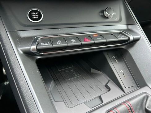 Used 2025 Audi Q3 2.0T Premium Plus image 27