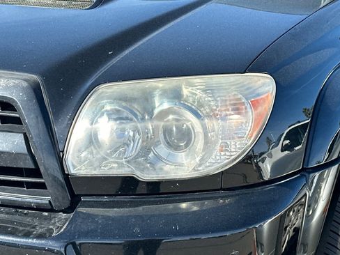 Used 2008 Toyota 4Runner Sport image 11