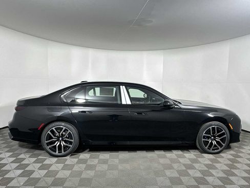 New 2026 BMW 760i xDrive w/ Executive Package image 8
