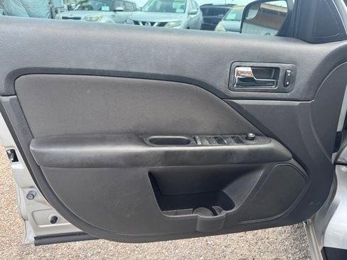Used 2012 Ford Fusion SE image 12