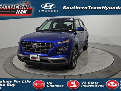 New 2025 Hyundai Venue SEL
