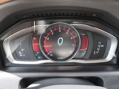 Used 2015 Volvo XC60 T6 Platinum FWD image 21
