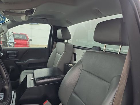 Used 2015 Chevrolet Silverado 3500 W/T image 17