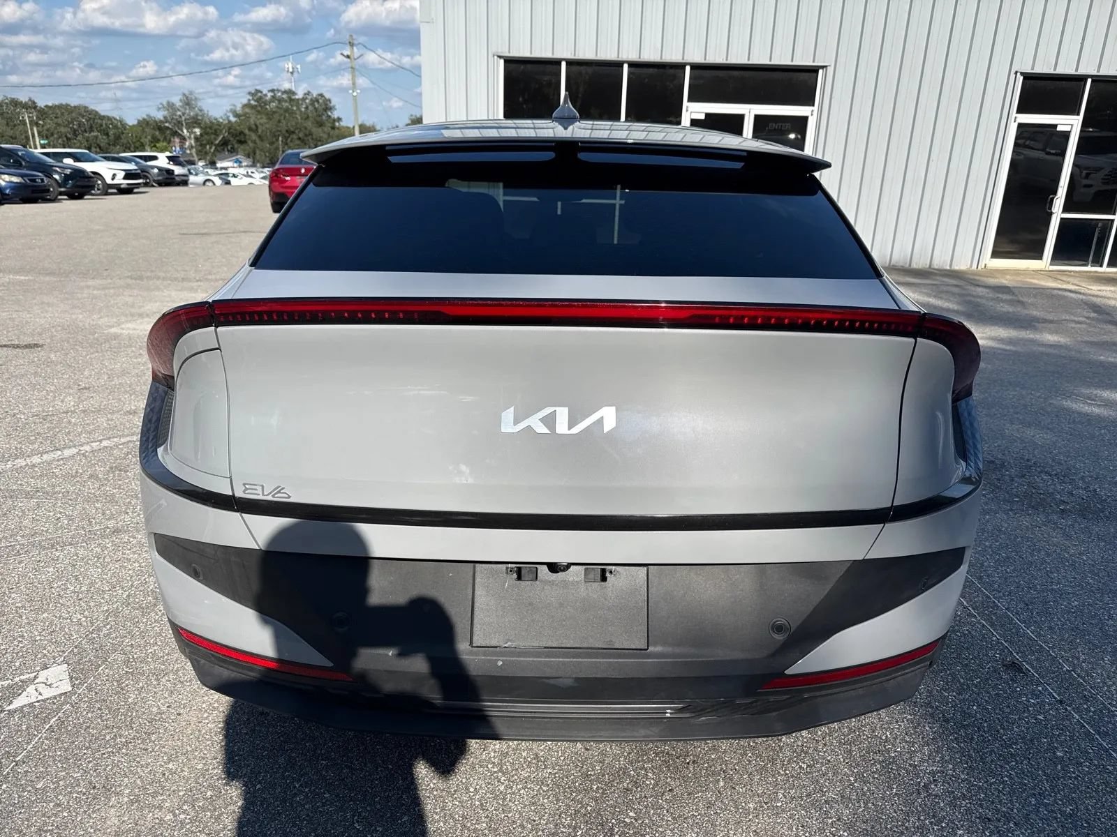 Used 2025 Kia EV6 Light w/ Light LR Technology Package RWD image 9