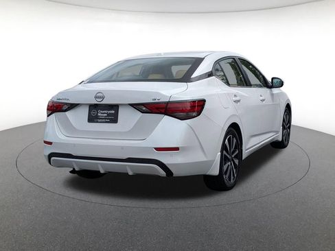 Used 2024 Nissan Sentra SV w/ SV Premium Package FWD image 5
