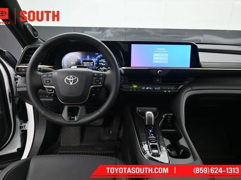 New 2026 Toyota Crown Platinum AWD/4WD image 11