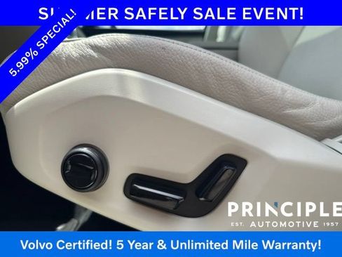 Certified 2024 Volvo XC60 B5 Core w/ Protection Package Premier AWD/4WD image 29