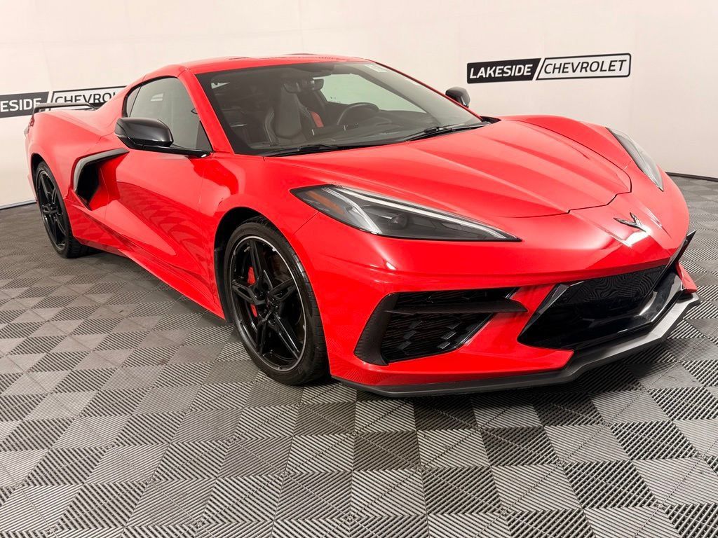 Used 2020 Chevrolet Corvette Stingray Preferred Cpe w/ 2LT Preferred Equipment Group RWD image 8