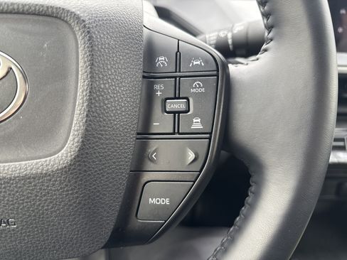 Used 2024 Toyota Prius LE image 20