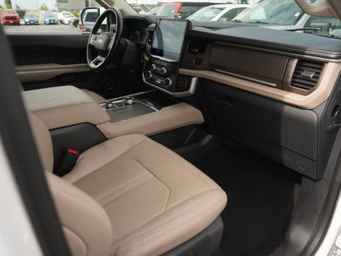 Used 2024 Ford Expedition Max Limited image 20