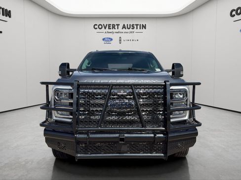 Used 2024 Ford F550 4x4 Crew Cab Super Duty image 8
