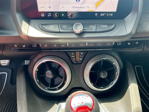 Used 2019 Chevrolet Camaro ZL1 image 16