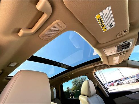 Used 2025 Acura MDX FWD w/ Technology Package image 12