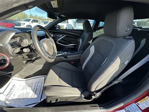 Used 2021 Chevrolet Camaro LT image 11