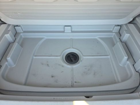 Used 2008 Chevrolet HHR LT w/ LT Preferred Equipment Group image 16