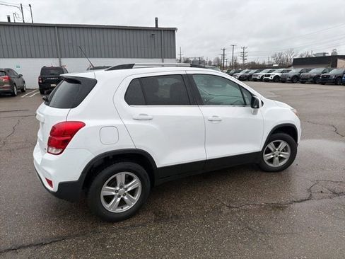 Used 2018 Chevrolet Trax LT image 4