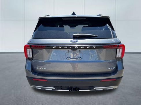 New 2026 Ford Explorer Active w/ Active Comfort Package AWD/4WD image 3