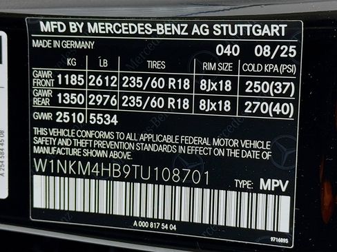 Used 2026 Mercedes-Benz GLC 300 4MATIC image 31