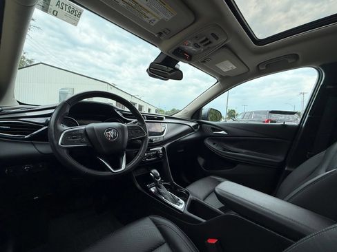 Used 2021 Buick Encore GX Essence w/ Experience Buick Package AWD/4WD image 17