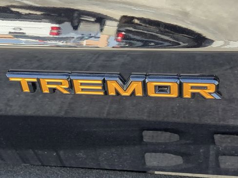 New 2026 Ford Expedition Tremor image 43