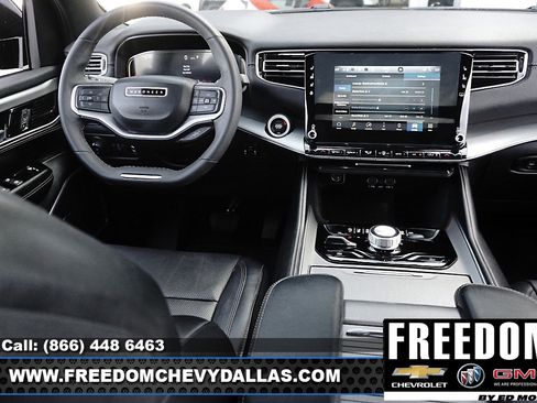 Used 2023 Jeep Wagoneer Series II image 14