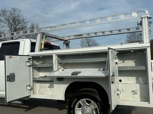 Used 2020 RAM 2500 Tradesman w/ Protection Group AWD/4WD image 4