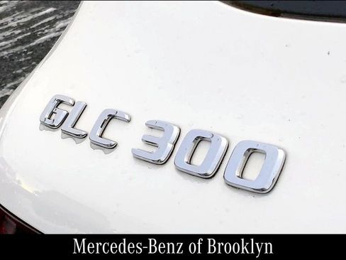 Certified 2021 Mercedes-Benz GLC 300 4MATIC image 11