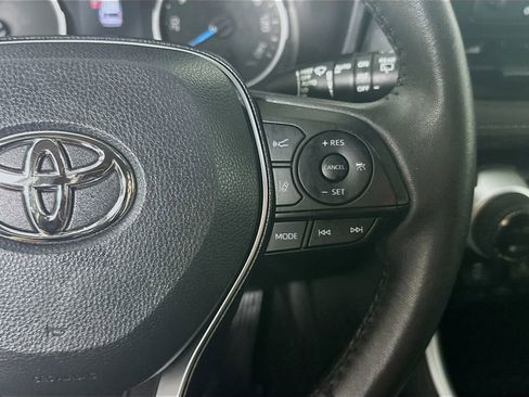 Used 2022 Toyota RAV4 XLE w/ Convenience Package image 26