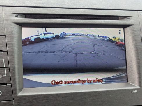 Used 2015 Toyota Prius Two image 15