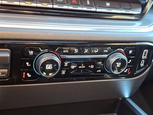 Used 2023 Chevrolet Silverado 1500 High Country w/ High Country Premium Package image 16