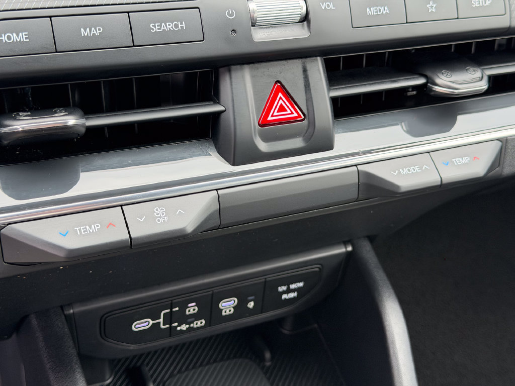 Used 2025 Kia K4 GT-Line w/ GT-Line Premium Package FWD image 31