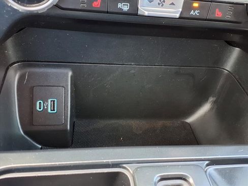 Used 2023 Ford F150 XLT w/ Equipment Group 302A High image 40