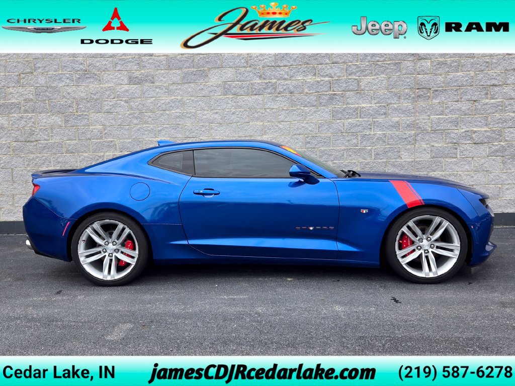 Used 2016 Chevrolet Camaro LT w/ RS Package RWD image 6