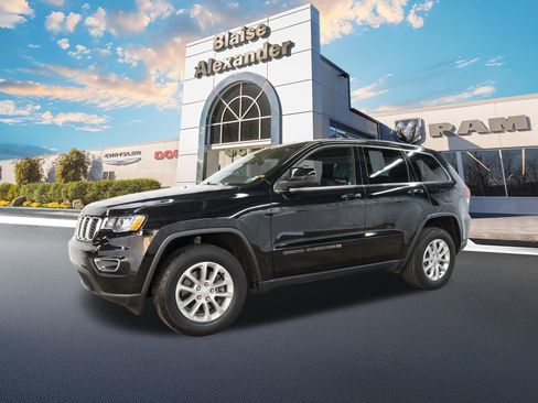 Used 2022 Jeep Grand Cherokee Laredo X AWD/4WD image 10
