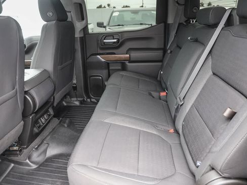 Used 2022 Chevrolet Silverado 1500 RST w/ Safety Package AWD/4WD image 18