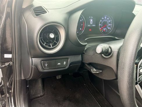 Used 2021 Kia Forte Sedan image 10