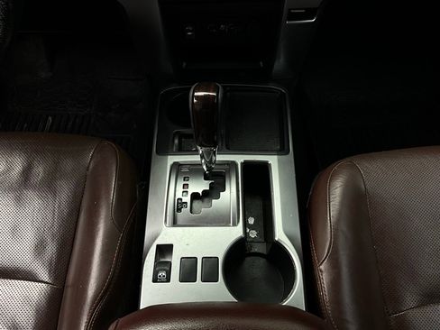 Used 2015 Toyota 4Runner Limited image 15