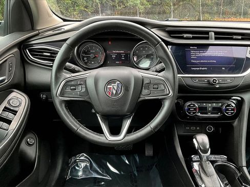 Certified 2022 Buick Encore GX Select w/ Sport Touring Package image 9
